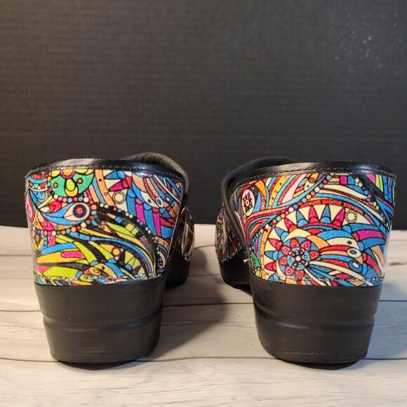 Sanita Women's Professional Carnaval Clog Multi Color Size‎ 42 US 10.5 - 11 - Picture 4 of 11